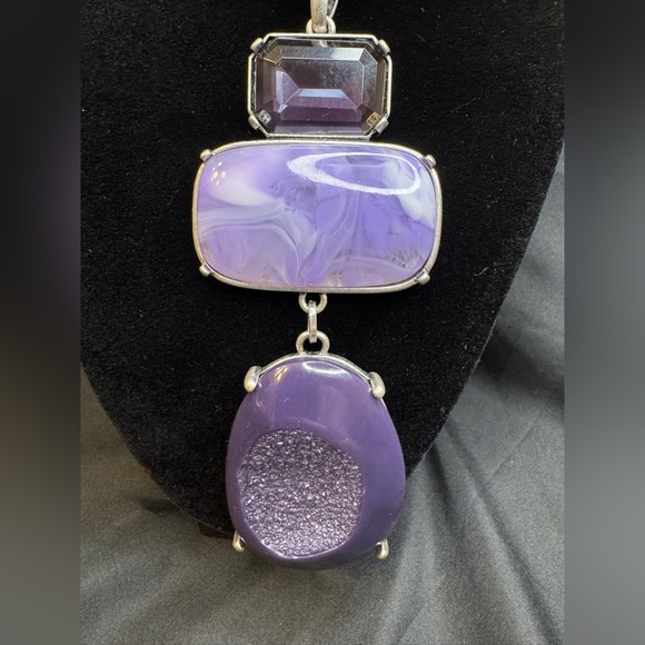 Chico’s Purple Stone and Silver Necklace - Picture 4 of 8